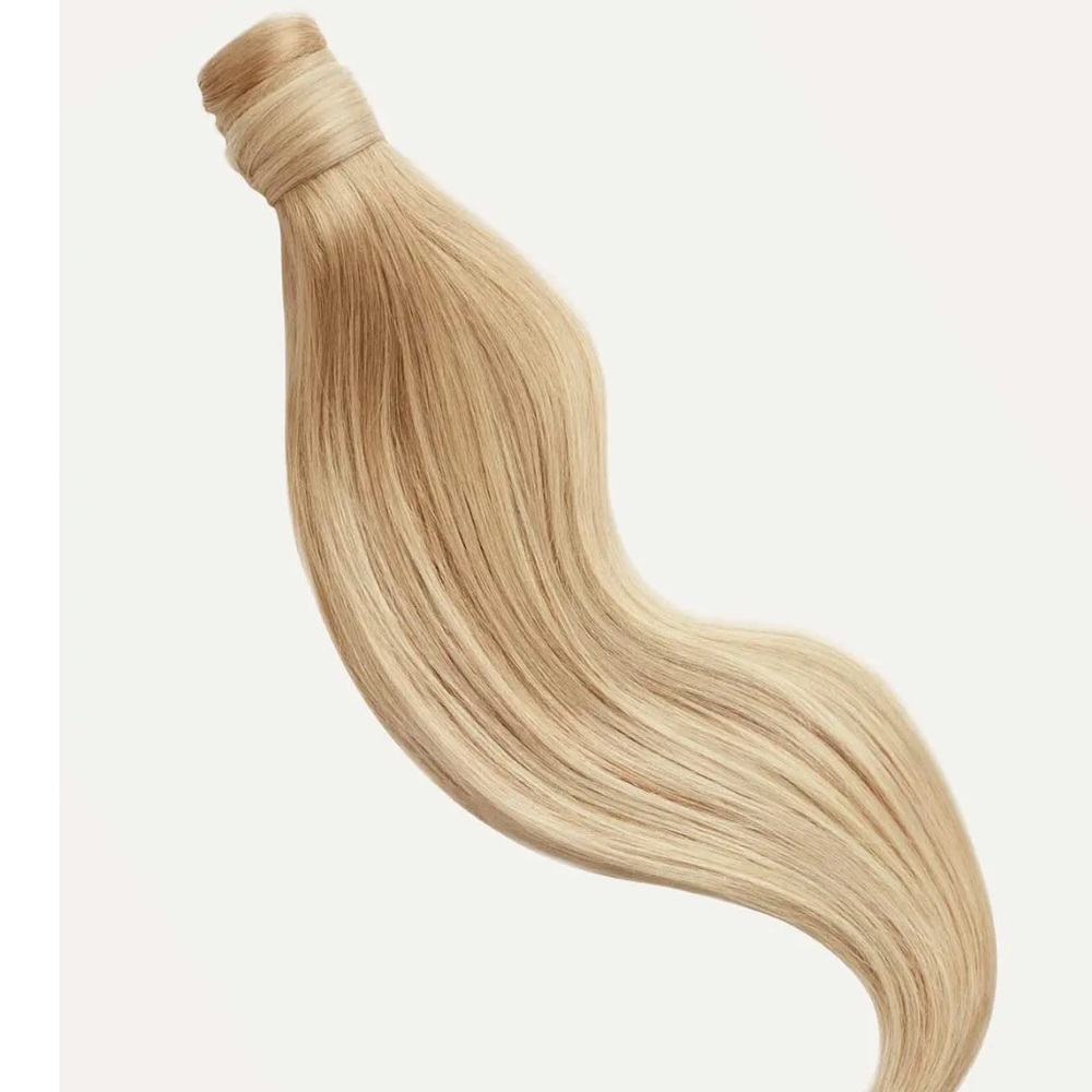 Luxy hair blonde ponytail extension 16”